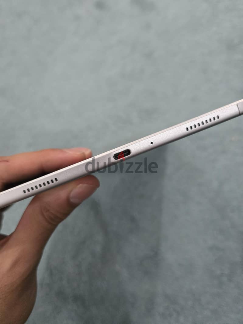 Samsung tab a7 10.4 inches الجهاز يعمل بشكل ممتاز 4