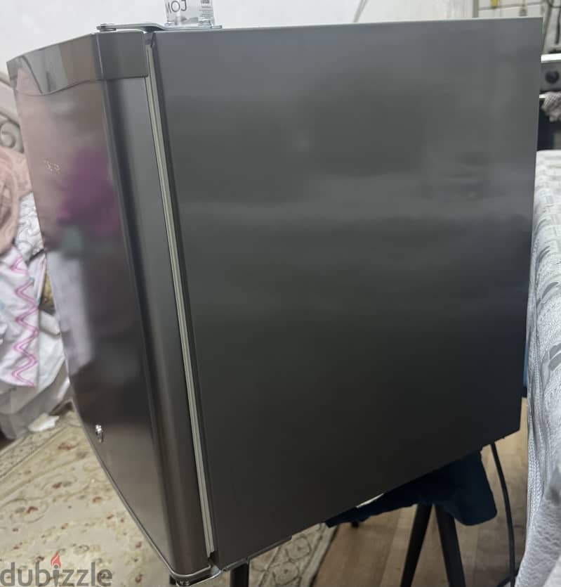 Mini Fridge 2