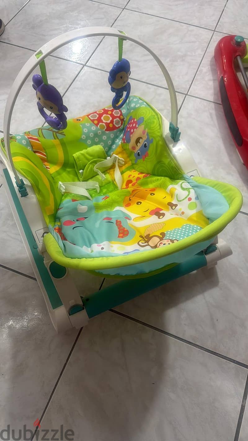 Wakar and baby seat 1