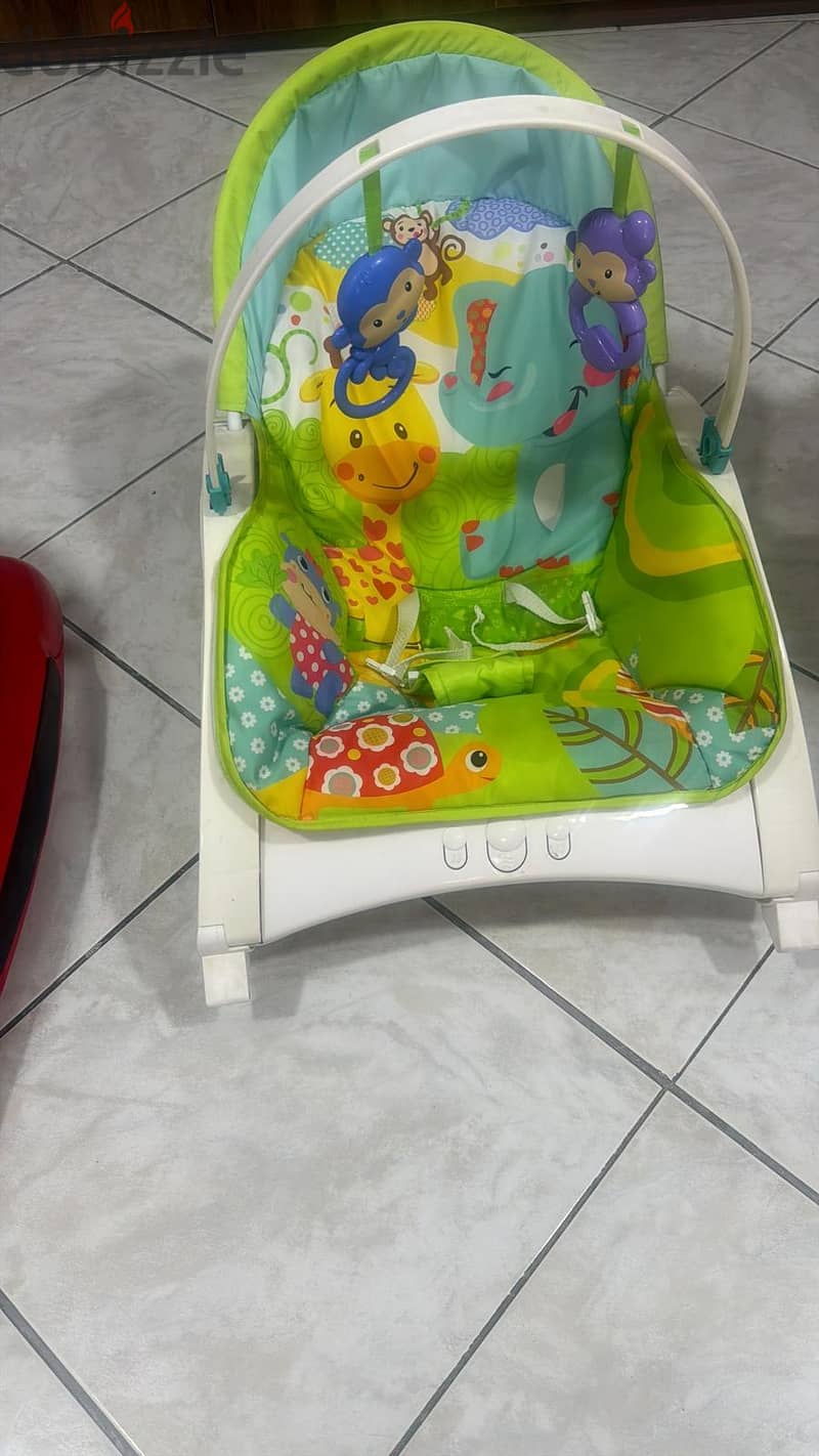 Wakar and baby seat 3
