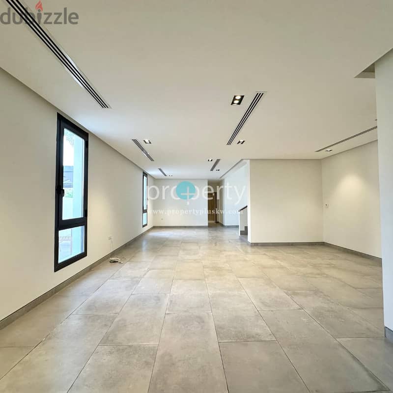 Triplex Villa for rent in Abu al Hassaniya 5