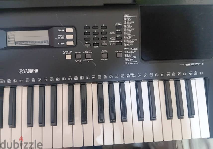 YAMAHA PSR E 363 Musical Keyboard 2