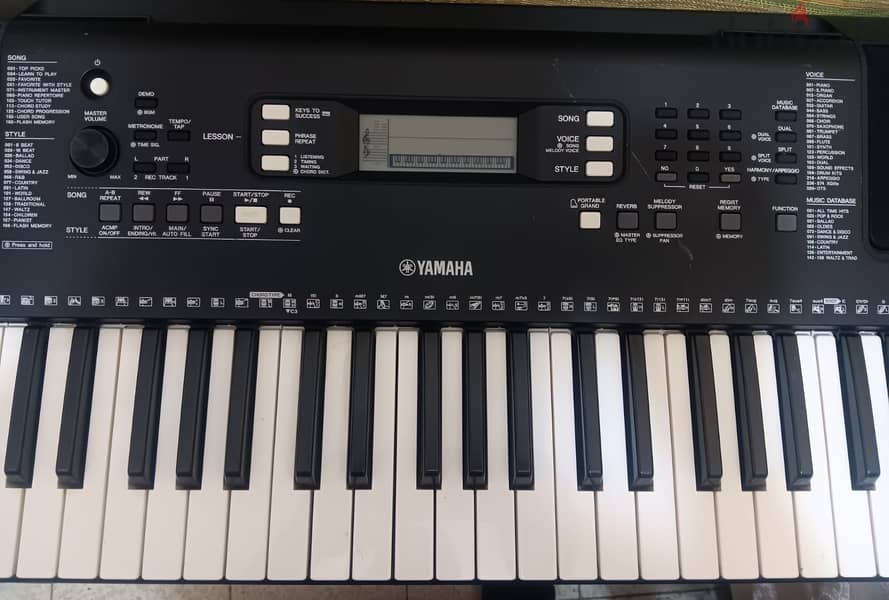 YAMAHA PSR E 363 Musical Keyboard 3