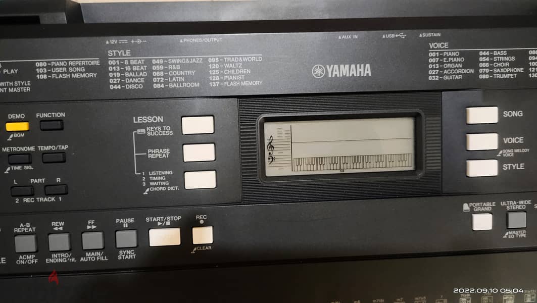YAMAHA PSR E 343 Musical Keyboard for Sale 2