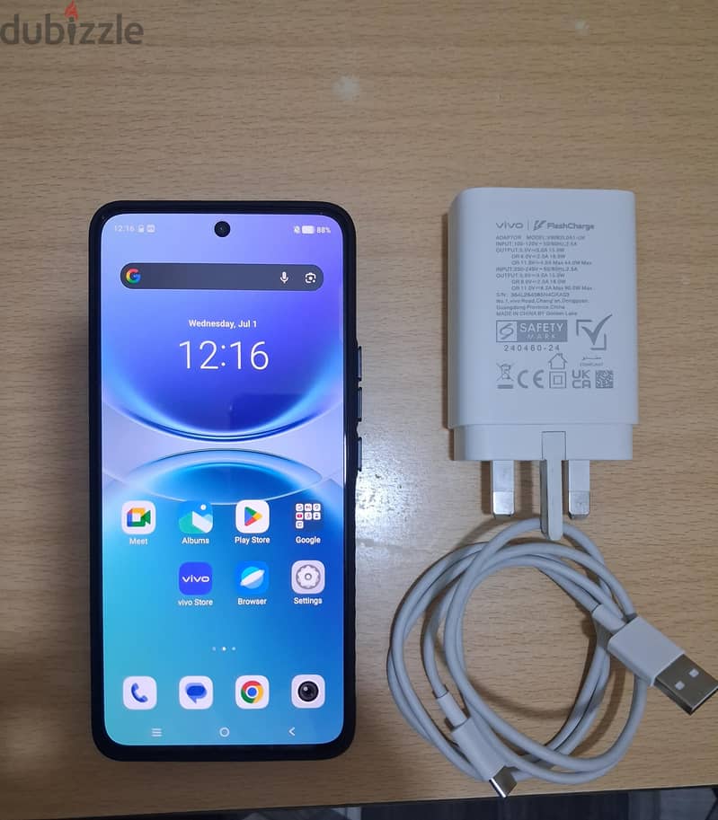 Vivo V70 Lite 5G. with 16gb ram 256gb with 11 month warranty 1