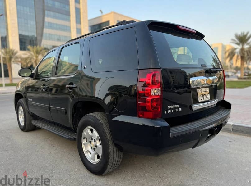 SUV - Chevrolet Tahoe 2012 - Showroom 2