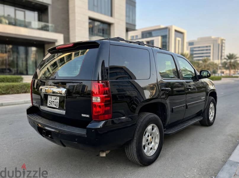 SUV - Chevrolet Tahoe 2012 - Showroom 6