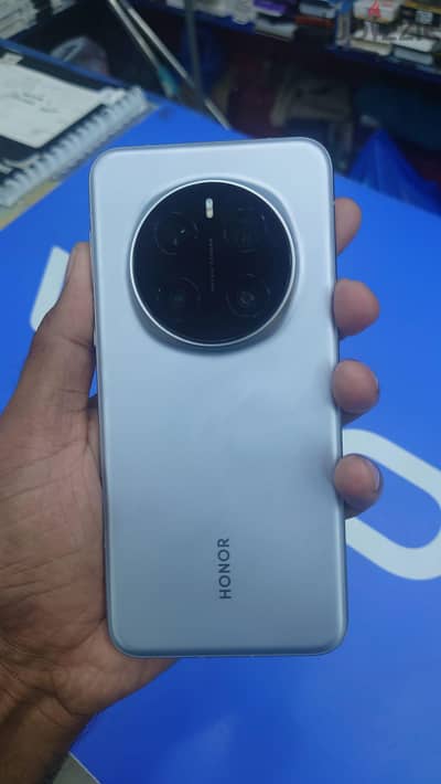 Honor magic 7 pro 12gb 512gb under warrenty with box