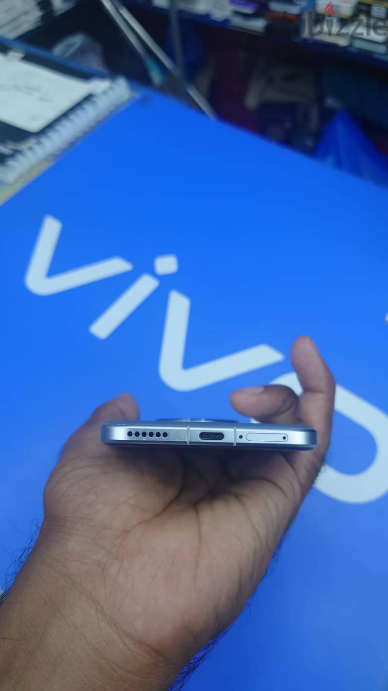Honor magic 7 pro 12gb 512gb under warrenty with box 2