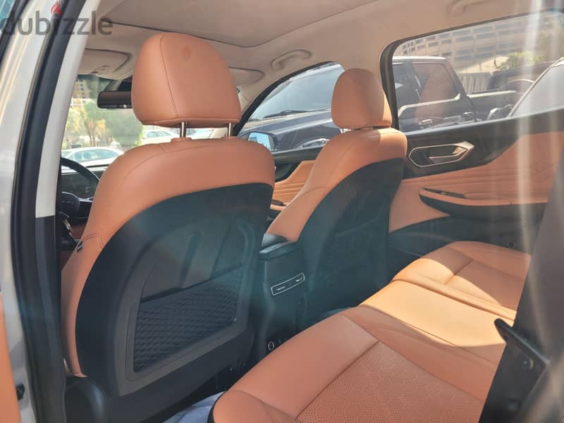 BAIC X7 2025 10