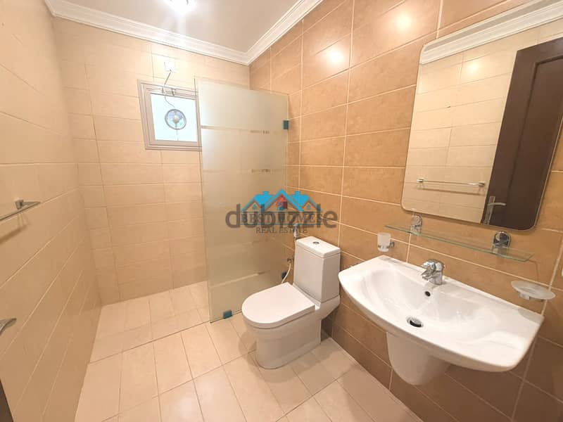 Exclusive 4 Bedroom Ground Floor Apartment with 3 Entrances in Siddiq 9