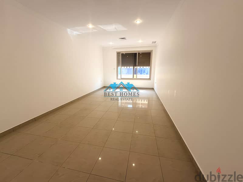 Exclusive 4 Bedroom Ground Floor Apartment with 3 Entrances in Siddiq 10