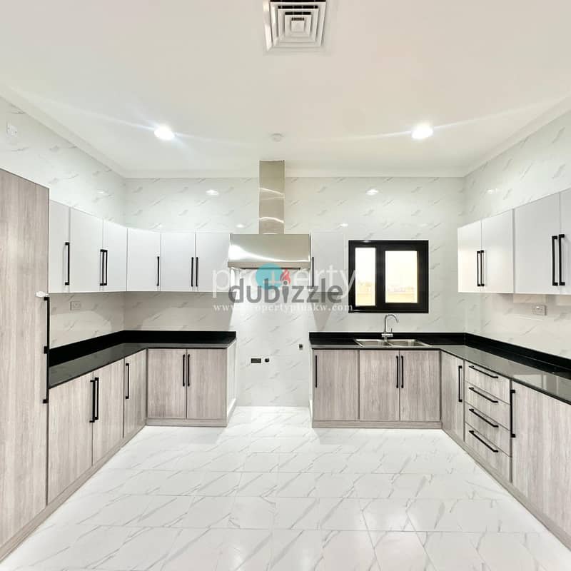Spacious 4 Bedroom Floor with Balcony for Rent in Rumaithya 2