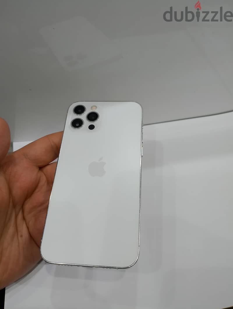 iPhone 12pro 256GB 3