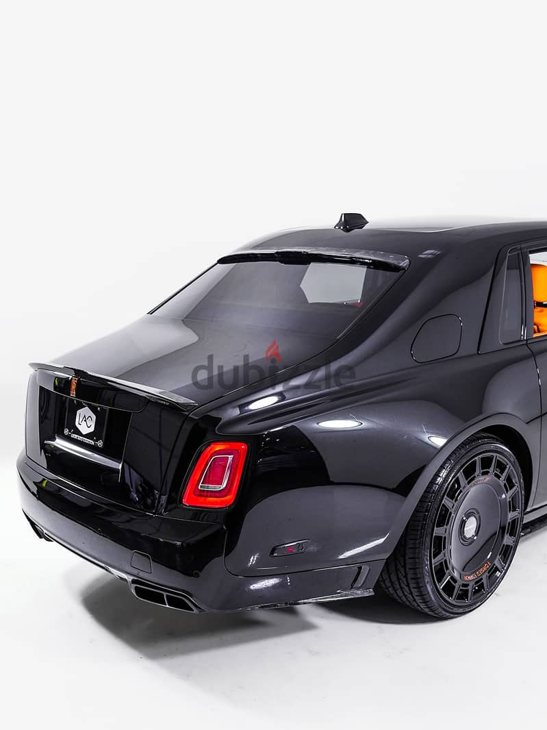 Rolls Royce PHANTOM 2018 رولز-رويس فانتوم الثامنة (Phantom VIII) بمحرك 8