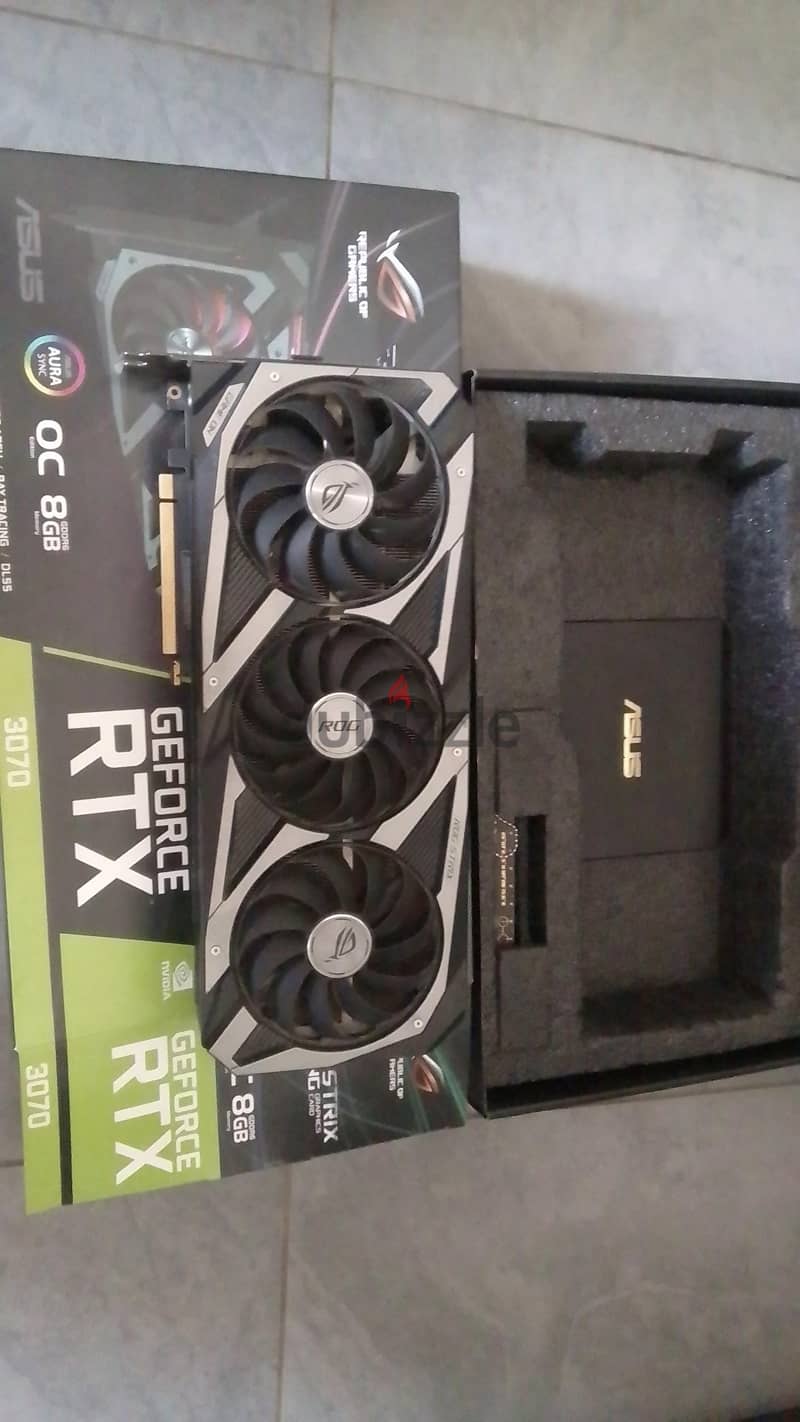 ASUS ROG Strix RTX 3070 OC Graphics card Gpu 1