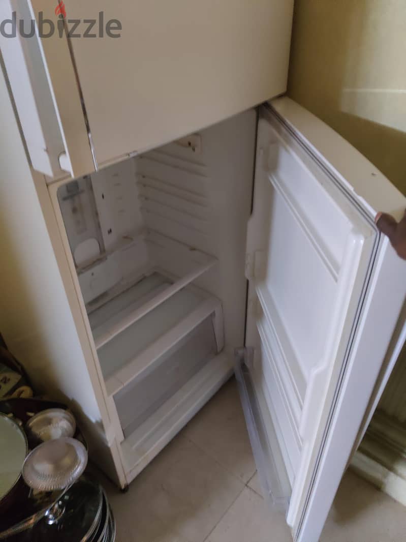 LG FRIDGE and Refrigerator 1