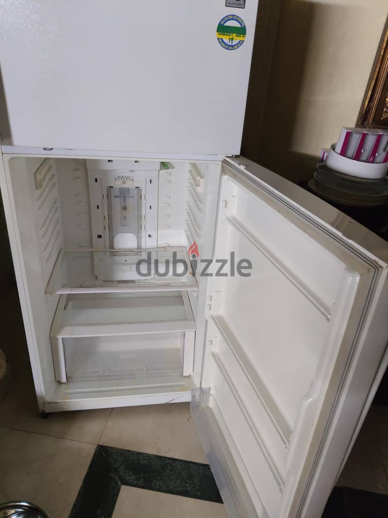 LG FRIDGE and Refrigerator 2
