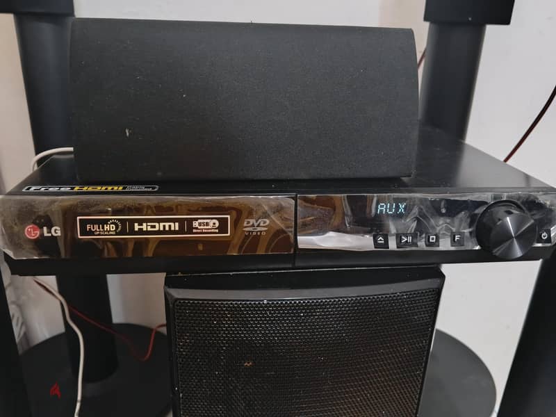 مسرح منزلي LG بلوتوث كامل مع كارت صوت للبث 1