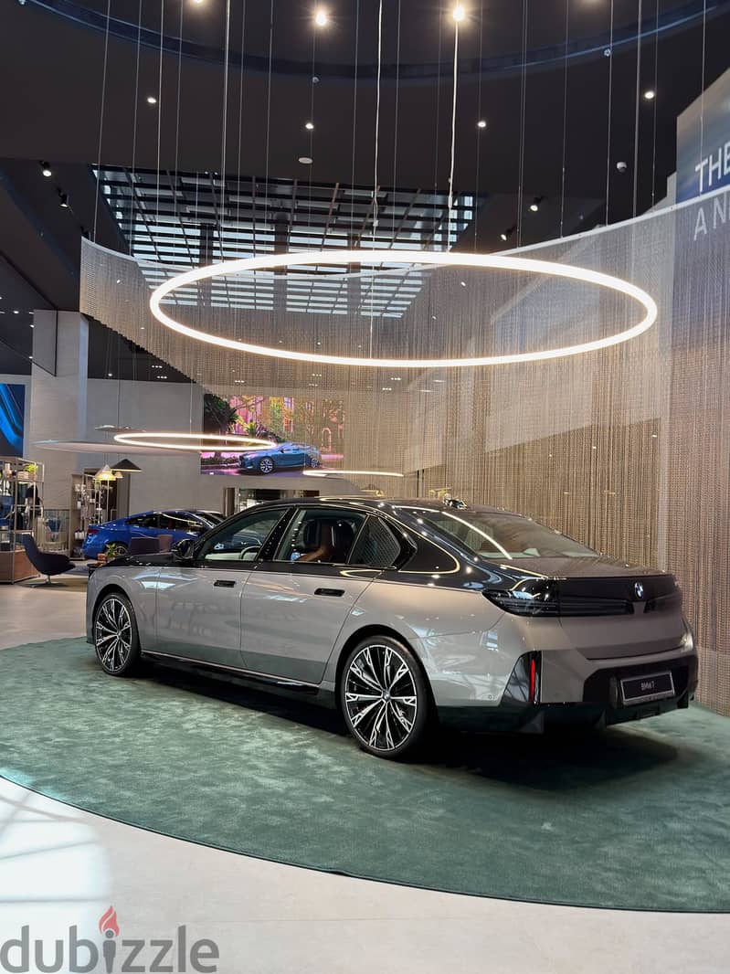 BMW 7-Series 2027 سيارة بي إم دبليو الفئة السابعة المحدثة، سيارة السيد 3