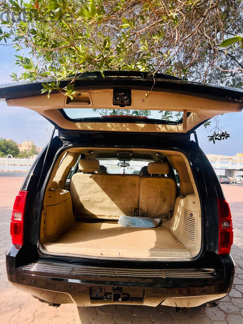 Chevrolet Tahoe 2010 8