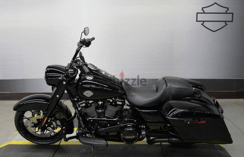 2023 Harley Davidson FXBBS Street Bob +44 7507 647630 1