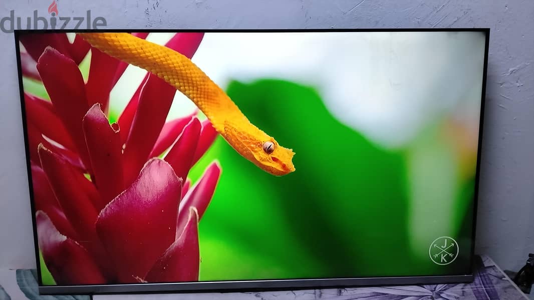 android smart TV 50 inch 4k TCL ( have scratch) 10