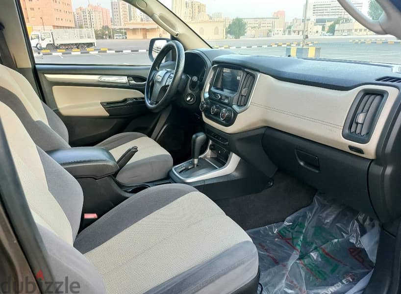 Chevrolet Trailblazer 7 seats excellent condition 8