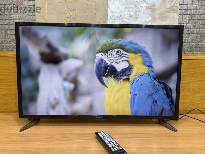 Smart tv Samsung 32 inch very good condition 5