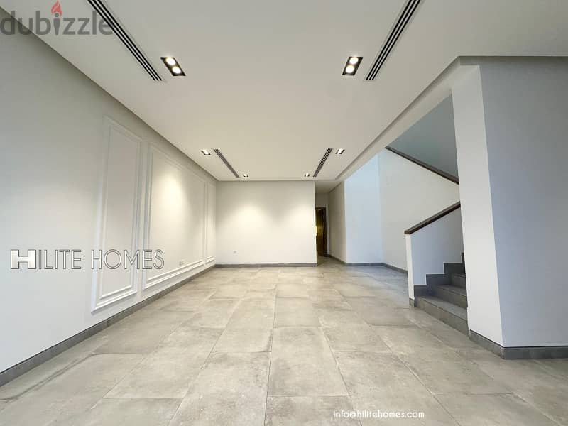 Triplex Villa for rent in Abu al Hassaniya 6