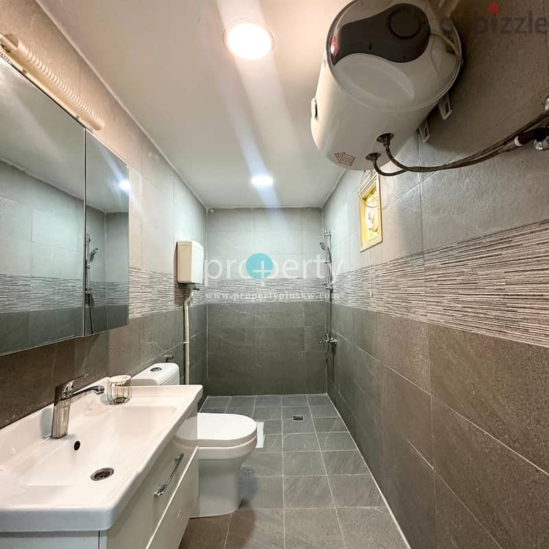Modern 5-Bedroom House or Rent in Sabah Al-Salem 9