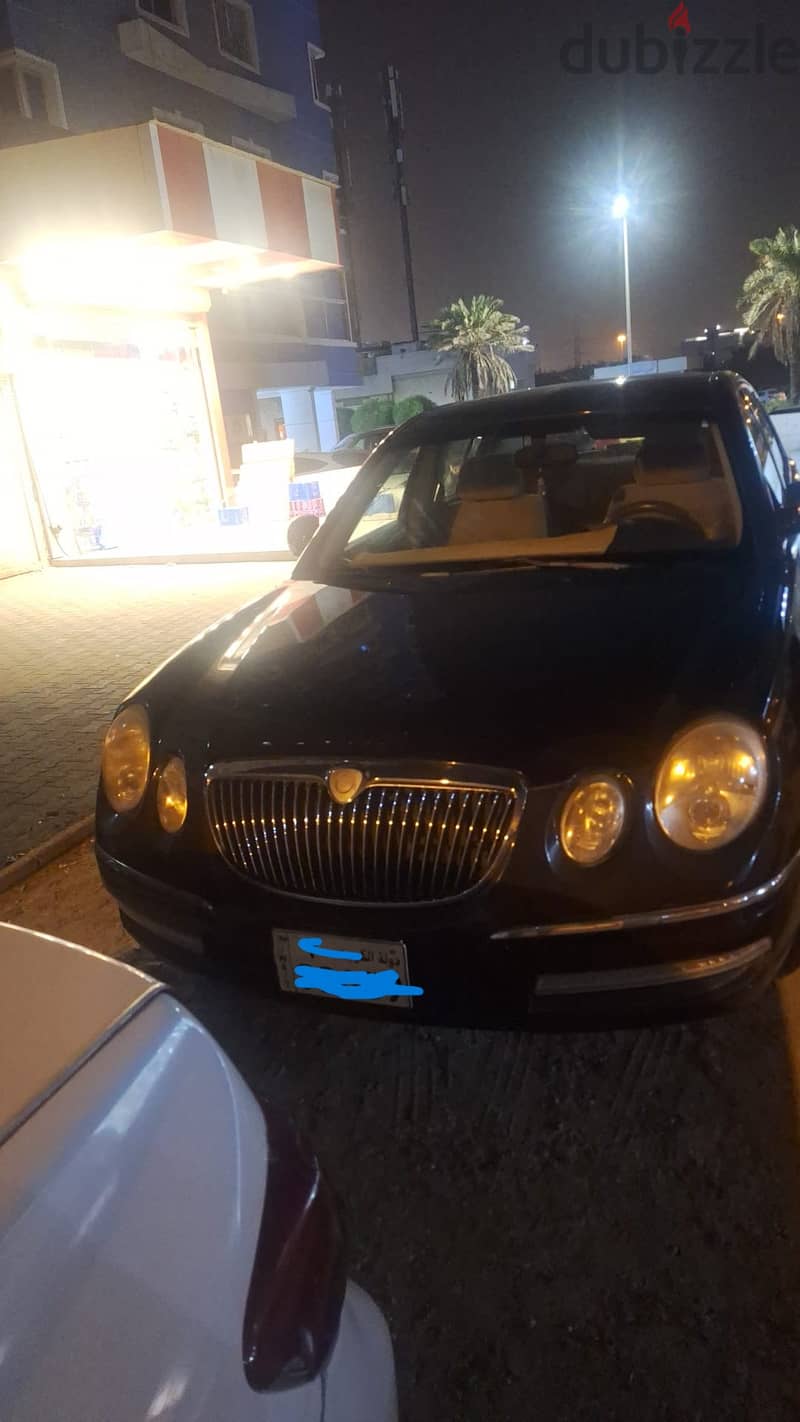 Kia Oprius 2010 1