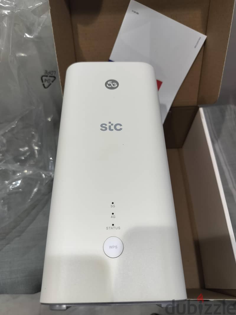 Huawei 5G CPE Pro 3 router (Model: H138-380) 2