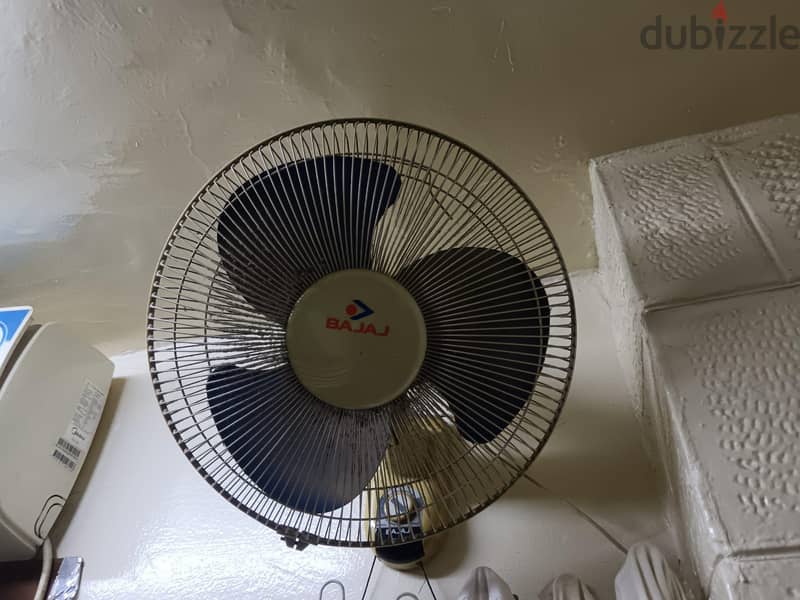 URGENT Split AC and Fans for sale 1