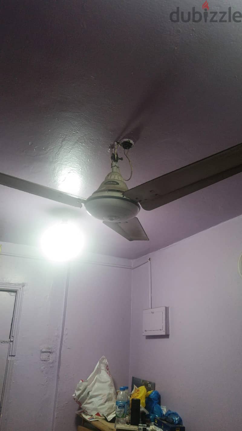 URGENT Split AC and Fans for sale 2
