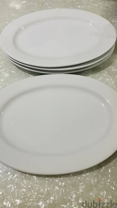 Set of 4 pieces