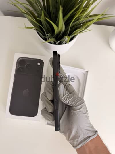 Apple iPhone 18 Pro 1TB Burgundy Verizon UNLOCKED