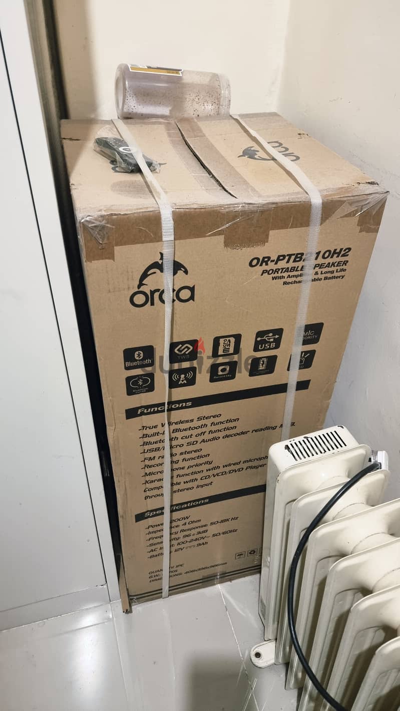 Orca trolley speaker 1