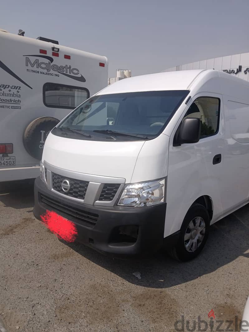 Nissan Urvan 2015 1
