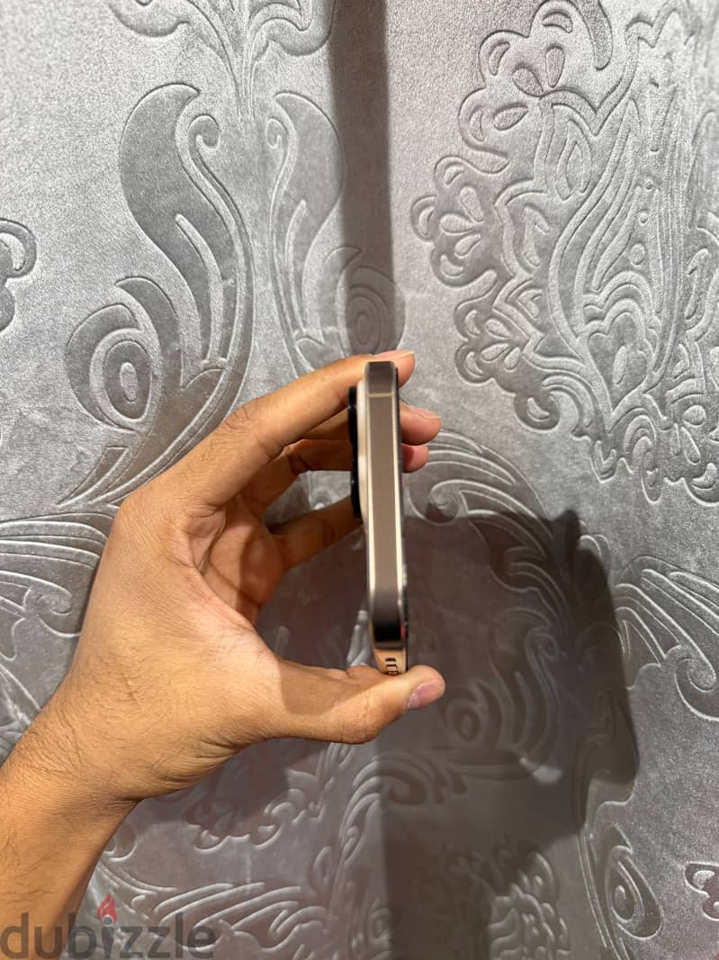 Apple - iPhone 16 Pro Max 2