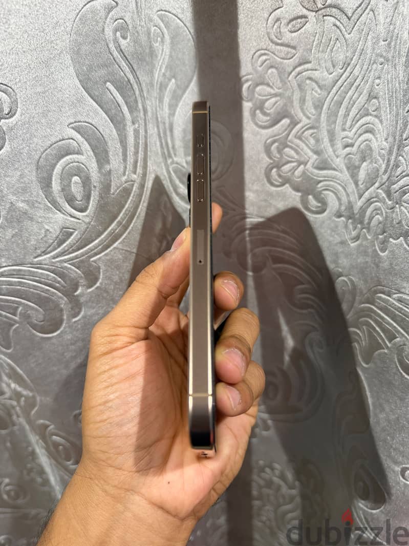 Apple - iPhone 16 Pro Max 5