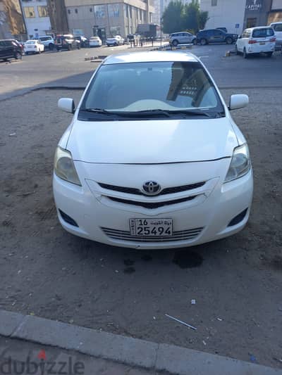 Toyota Yaris 2011 سيدان 4 سلندر