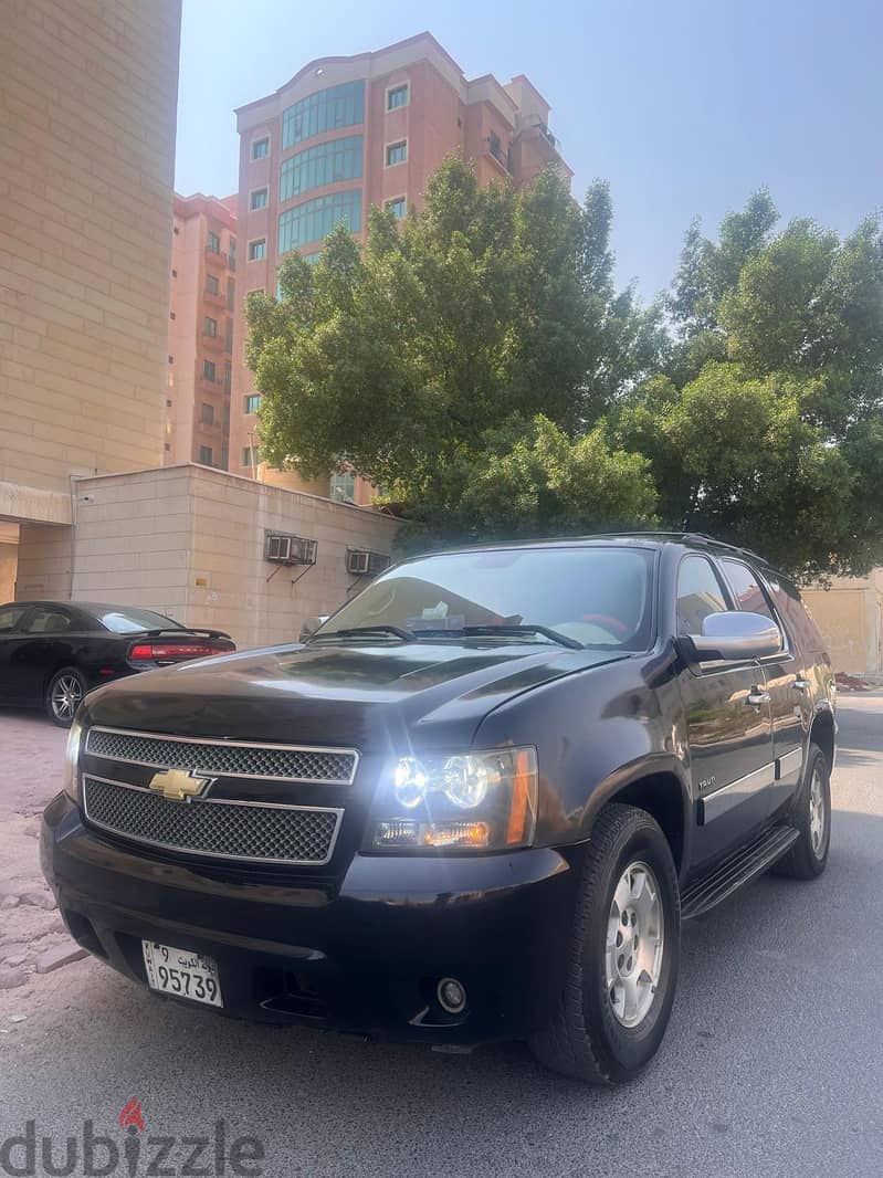 Chevrolet Tahoe 2011 1