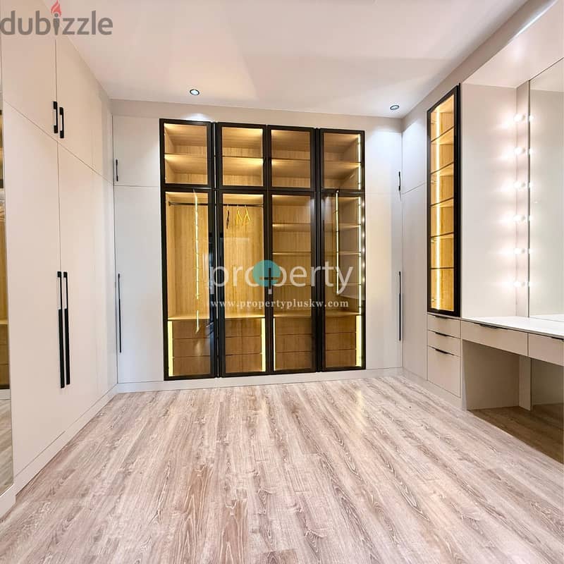 SPACIOUS SEVEN BEDROOM VILLA AVAILABLE IN ADAN 2