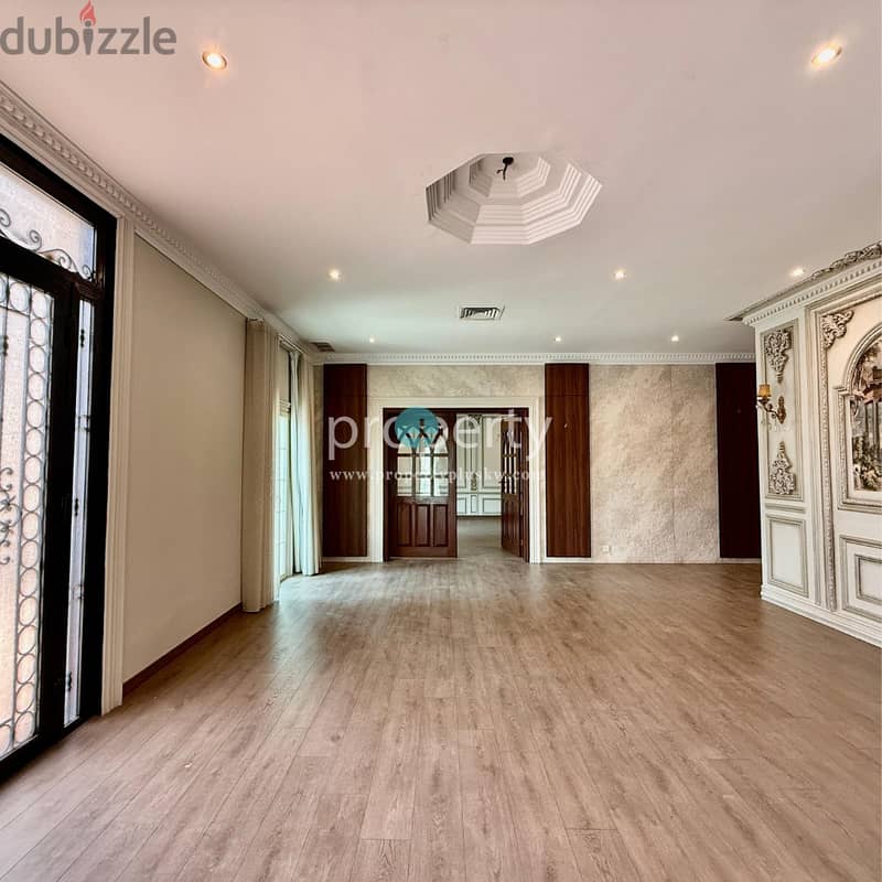 SPACIOUS SEVEN BEDROOM VILLA AVAILABLE IN ADAN 6