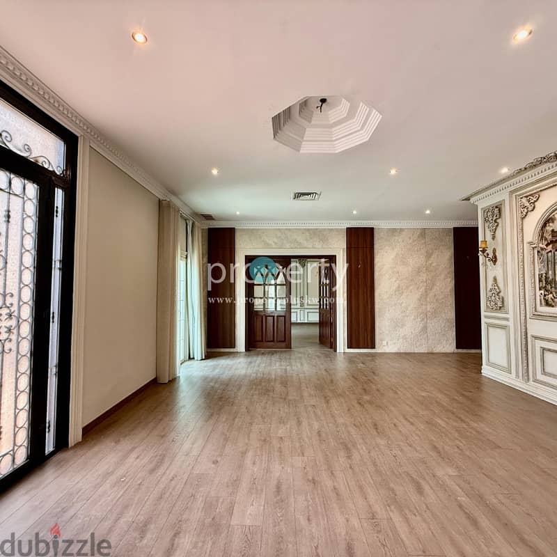 SPACIOUS SEVEN BEDROOM VILLA AVAILABLE IN ADAN 10