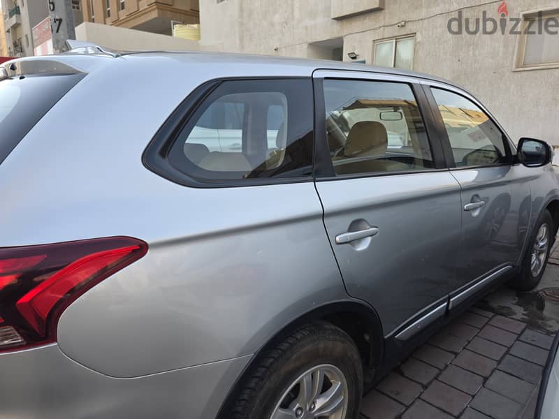 Mitsubishi Outlander 2019 Standard 1