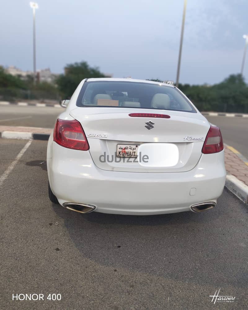 Suzuki Kizashi 2011 2
