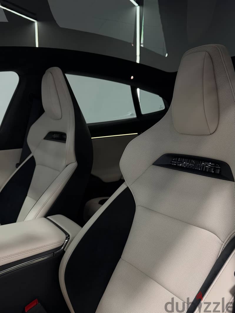 Tesla Model S 2026 تسلا موديل إس بليد 5
