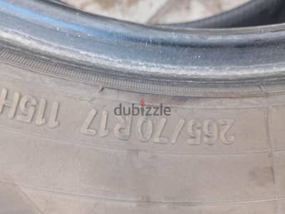 265/70R17 toyo tayr made in japan good condition